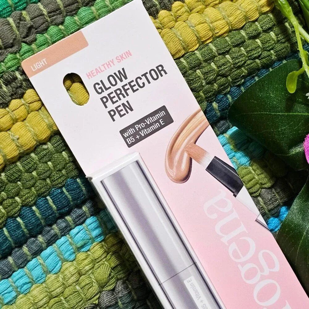 Neutrogena Healthy Skin Glow Perfector Pen, Pro-Vitamin B5 + Vitamin E. Light